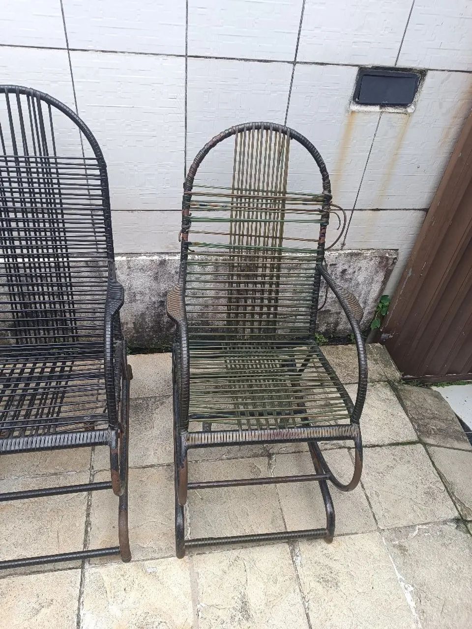 Vendo cadeiras de balanço seminovas! - Foto 3