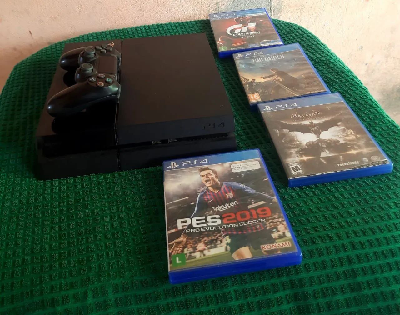 VENDO OU TROCO PS4 DE 2 TERA DESBL