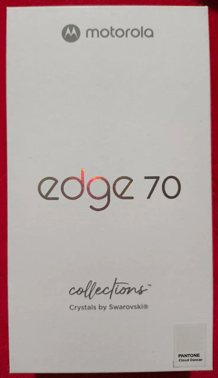 Motorola edge 70 Swarovski Collections