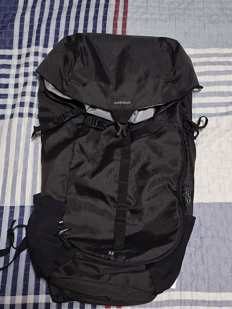 Mochila Quechua MH100 preta