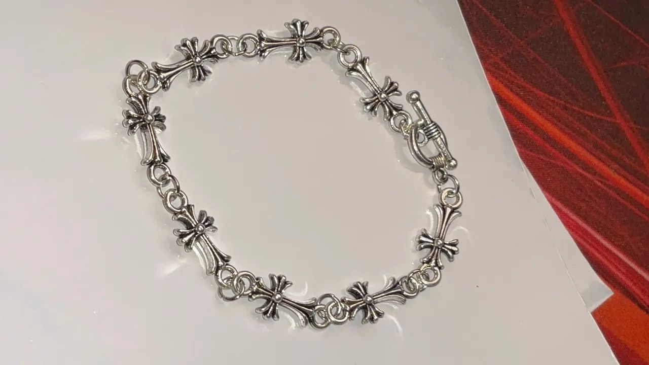 Pulseira chrome hearts 