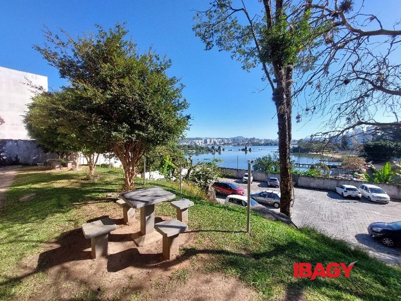 Excelente Apartamento 3 dormitório(s) em Abraão - Florianópolis - Foto 5