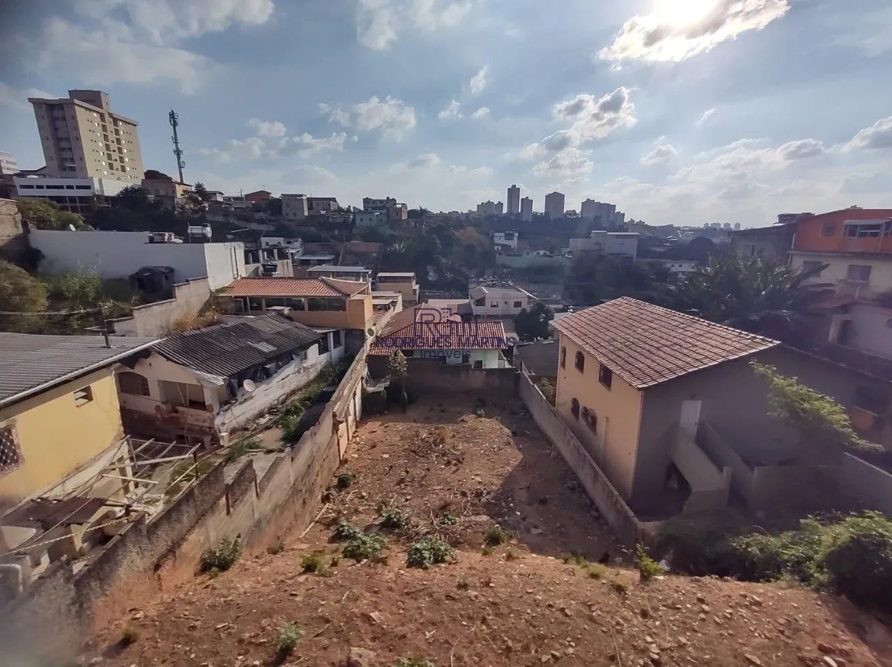 Lote com 360m² à venda no Nova Esperança