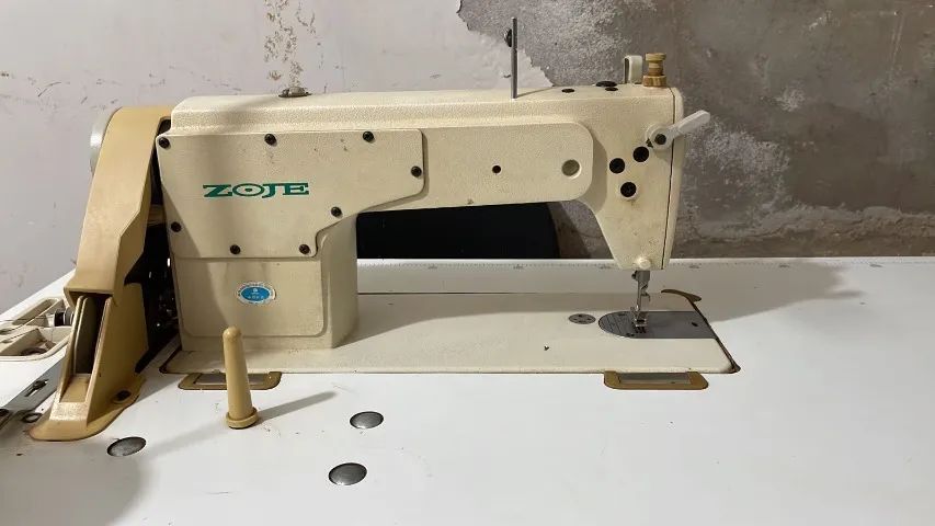 Maquina costura reta industrial  - Foto 2