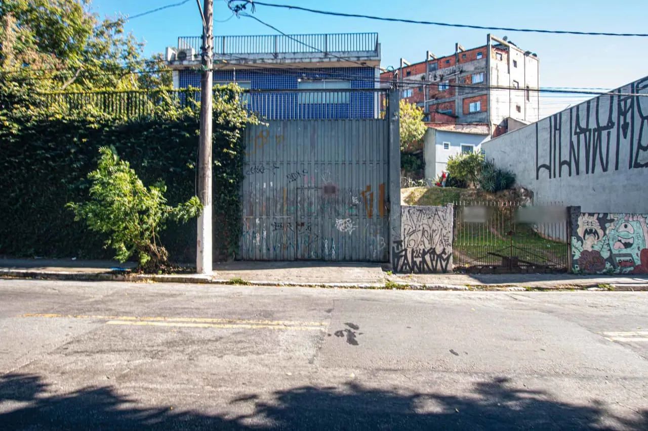 Prédio comercial na Rua Maria Rita Balbino, 89  700 m² - Foto 2