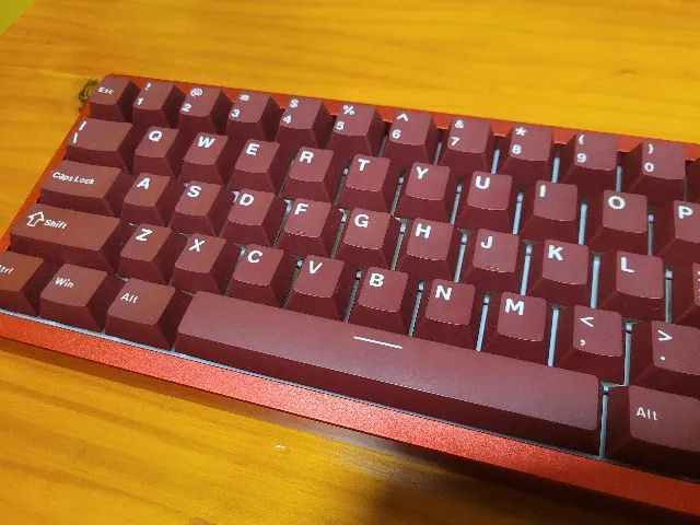 Teclado Mecânico Lucky64 alumínio vermelho  - Foto 2