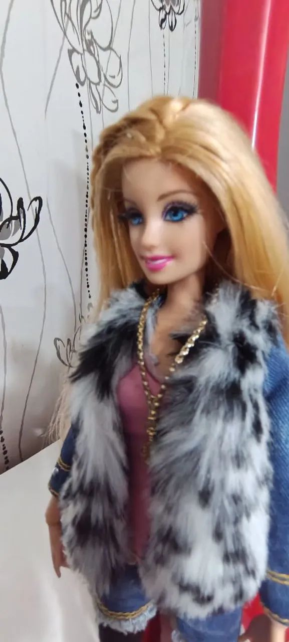 BARBIE style com cílios postiço  - Foto 2