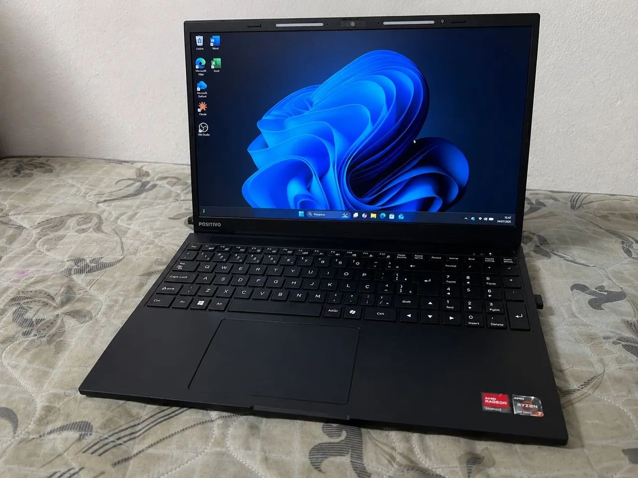 VISION R15 R7 5700U