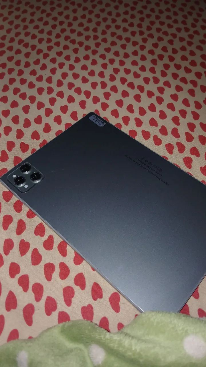 Tablet pc pro12, na caixa com mini teclado, capa e carregador. 