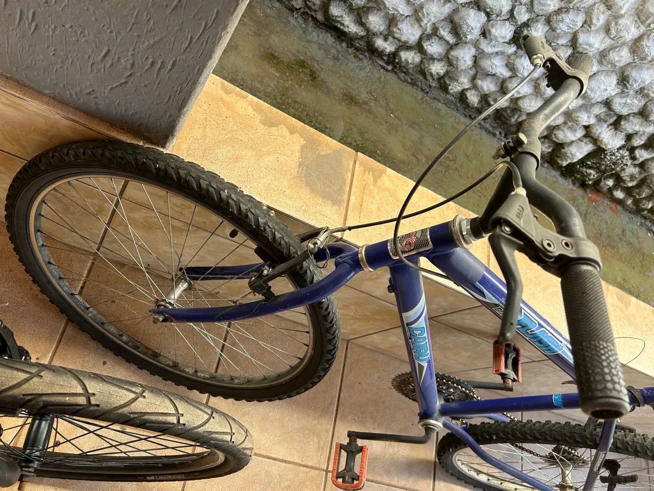 Bicicleta aro 26 Cairu  - Foto 4