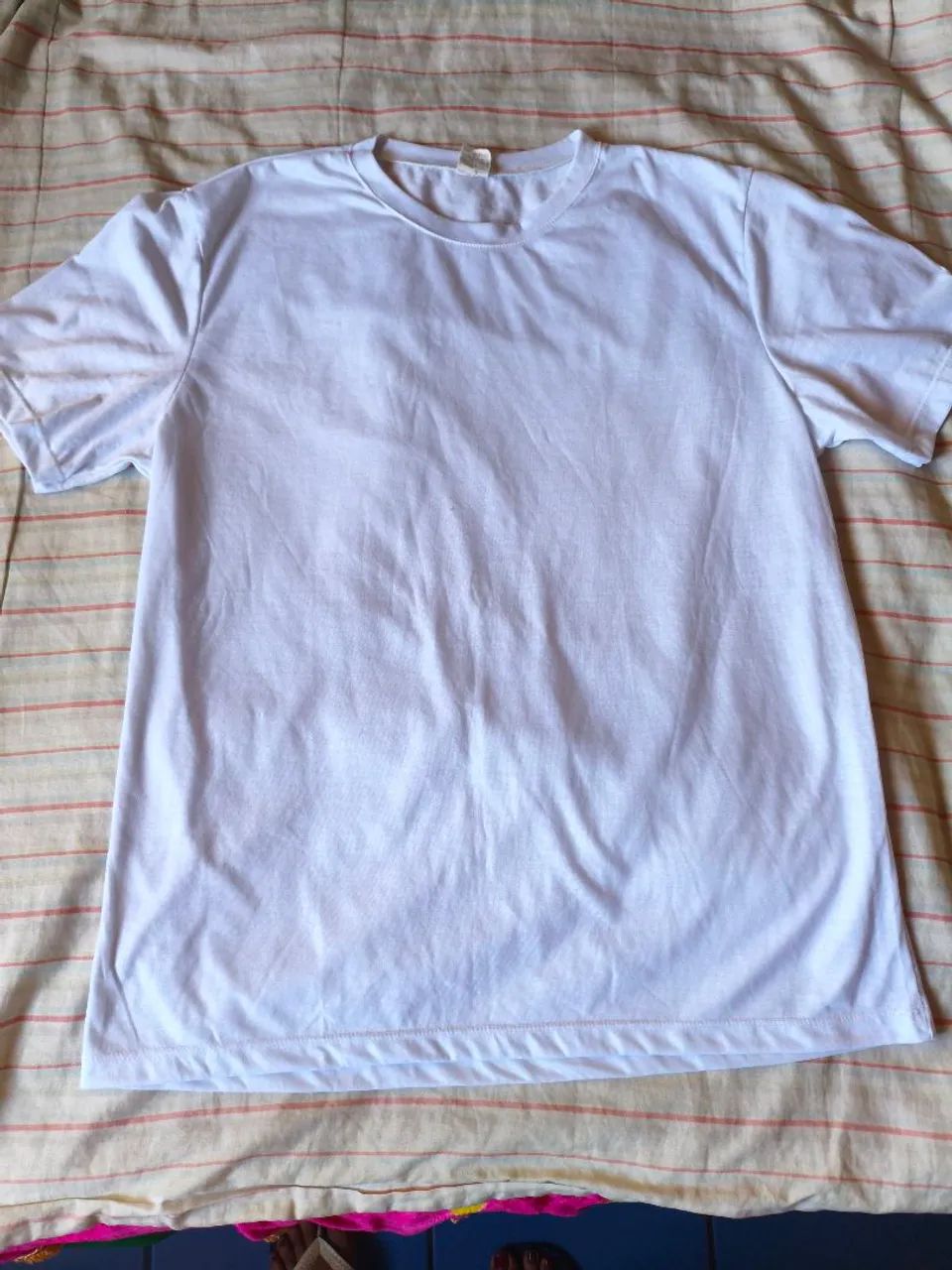 Camisa branca básica M