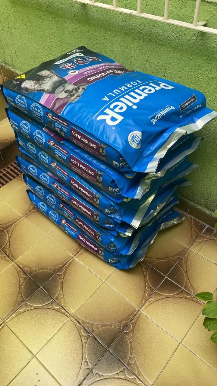 Vendo ração premier raças pequenas adulto 20 kg