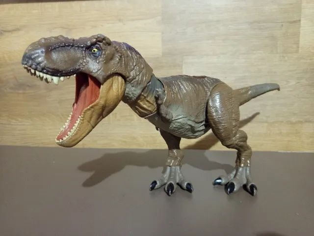 Dinossauro de brinquedo  - Foto 4