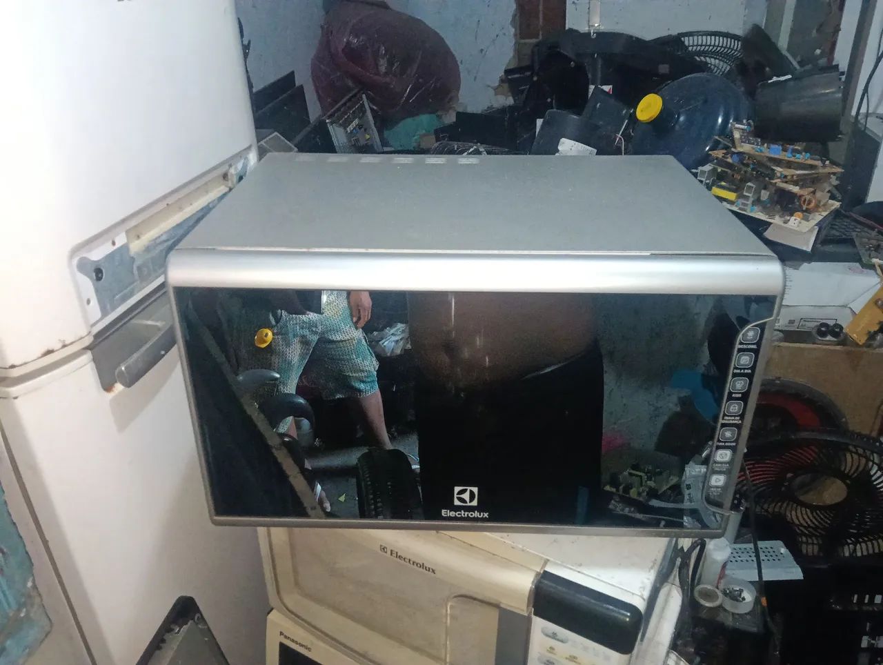 Microondas Eletrolux 31litros 