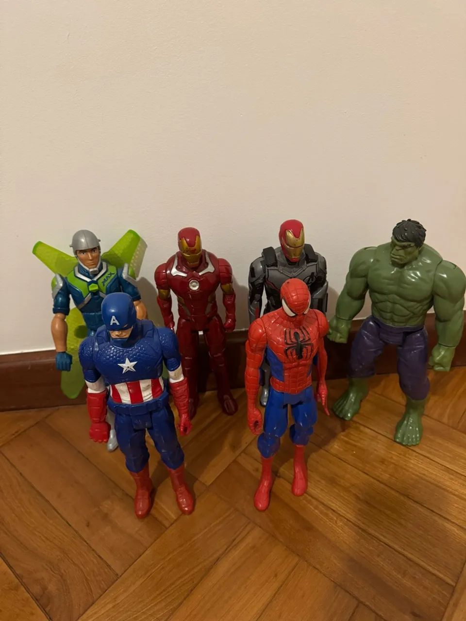 Bonecos articulados 