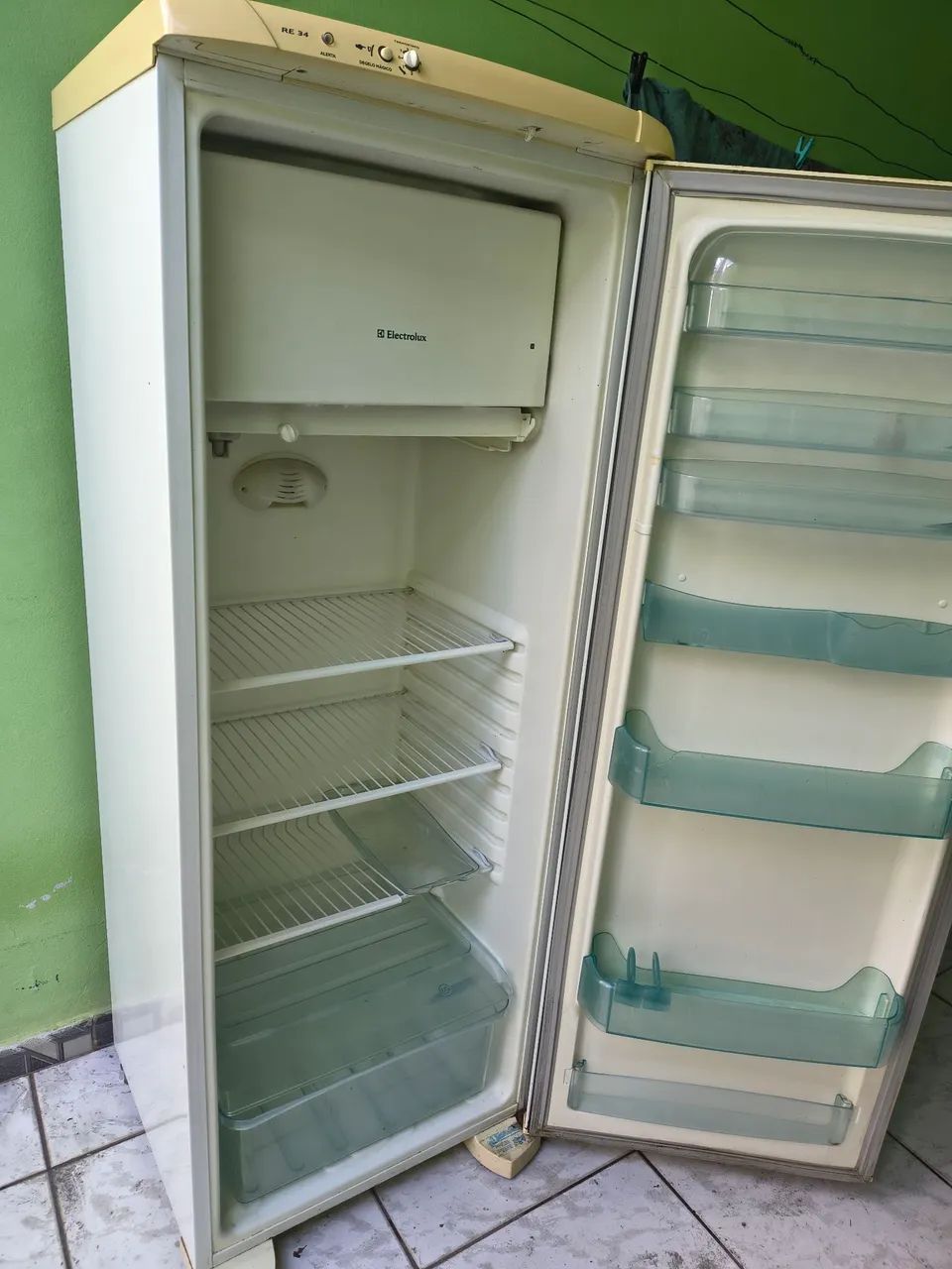 GELADEIRA ELETROLUX 220V - Foto 4