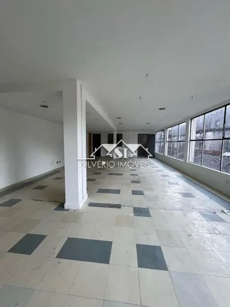 Sala - Petrópolis, Alto da Serra