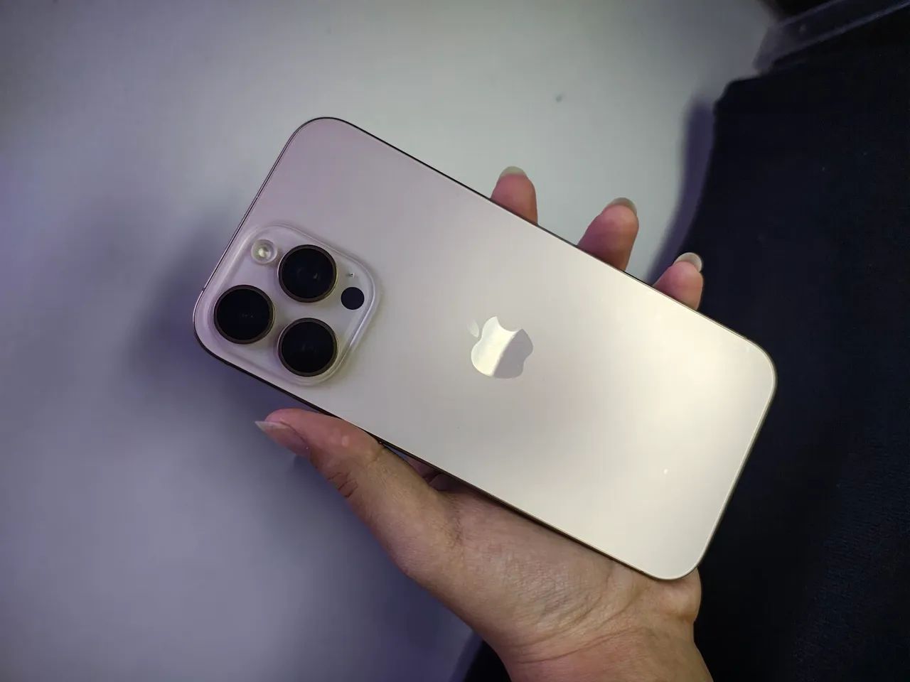 Celular iPhone 16 pro Max  - Foto 5