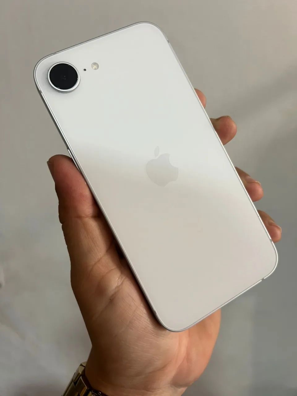 iPhone 16e - Foto 2