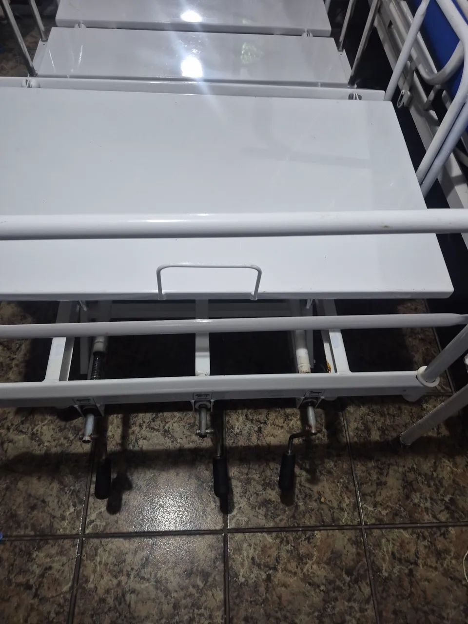 Cama hospitalar  3 manivelas - Foto 2