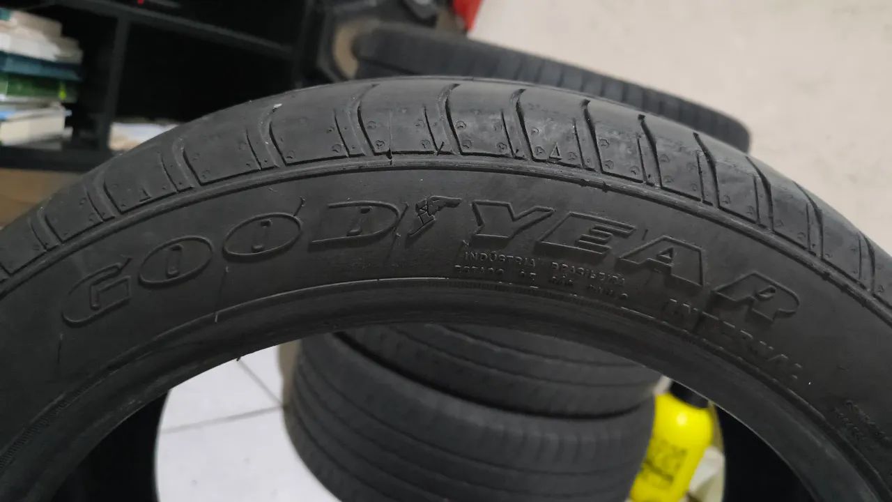 Pneus de carro - Foto 4