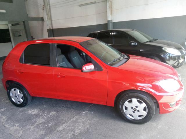 Celta LT 1.0 VHC Flex 2014/2014 completo pouco rodado