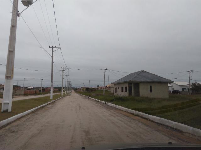 Passo terreno no Cond. Alpha Beach - Araruama - Foto 15