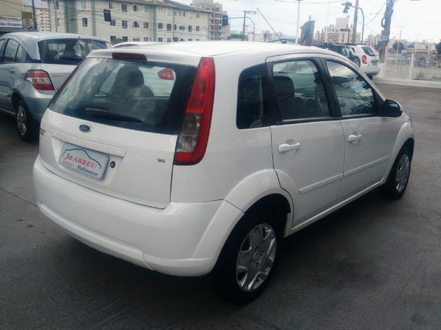 Fiesta Hatch 1.6 Flex Completo Único dono! - Foto 4
