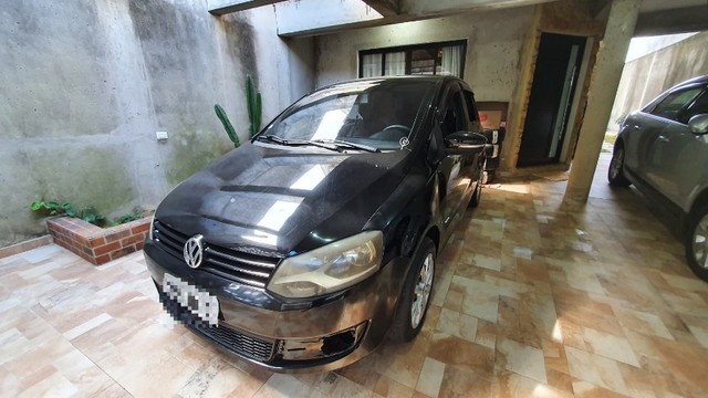 FOX TRENDLINE MI 1.0 2011 BARATO PRA SAIR LOGO!