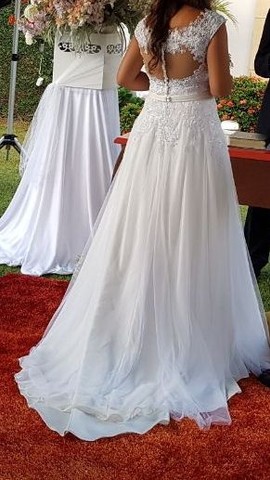 Vestido de noiva com tiara - Foto 5