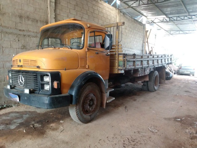 CAMINHÃO MERCEDES-BENZ 1113 ANO 78