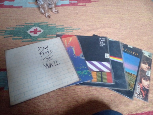 Coleção com 6 discos de vinil do Pink Floyd
