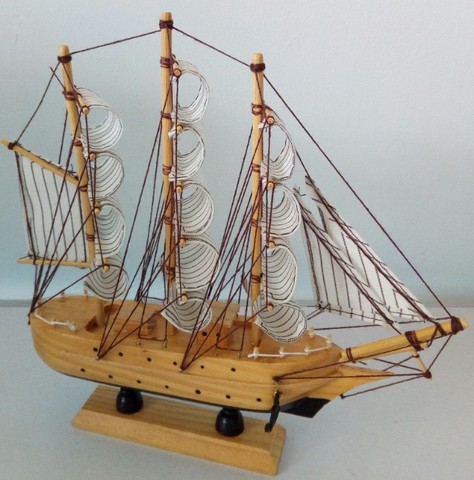 Mini Barco Decoração Colecionador Embarcação Caravela valor cada - Foto 4