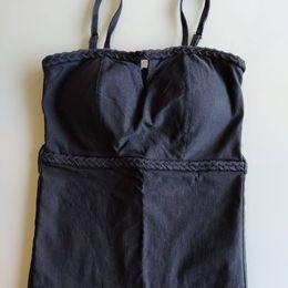 Blusa de alcinha básica com bojo NOVA