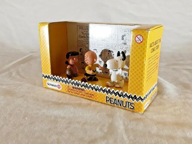 Charlie Brown, Snoopy E Lucy Jogando Beisebol - Foto 3