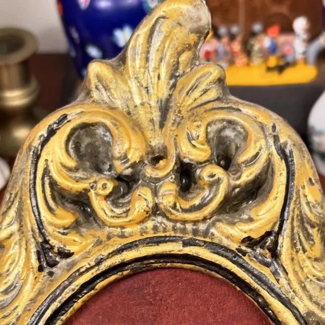 Antigo quadro com moldura em gesso. - Foto 5