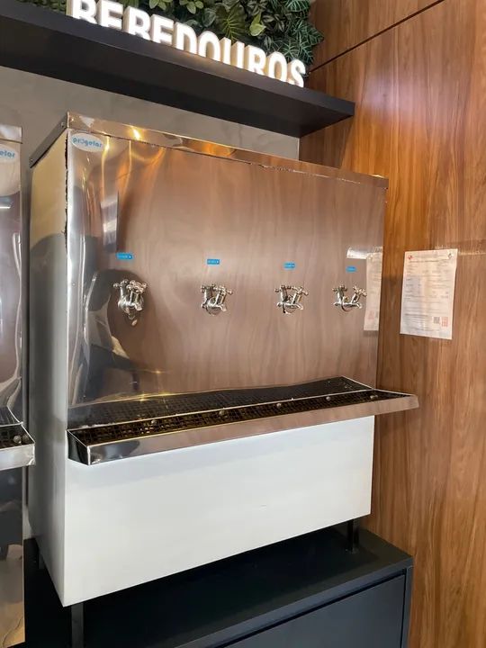 Bebedouro Progelar 200 litros  - Foto 2