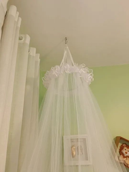 Mosquiteiro para berço branco com babados