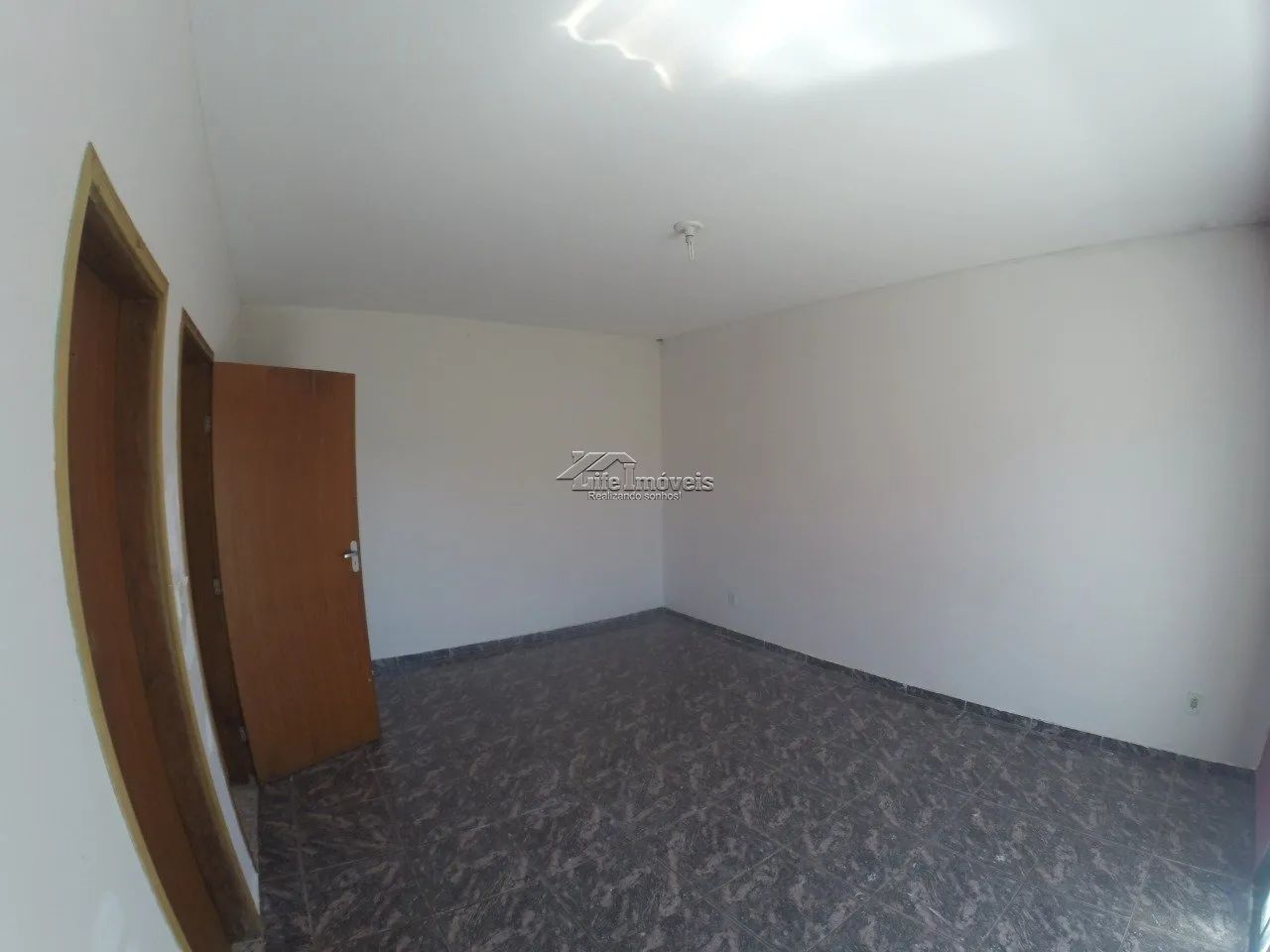 Sobrado 2 apartamento e 2 salão a venda - Foto 2