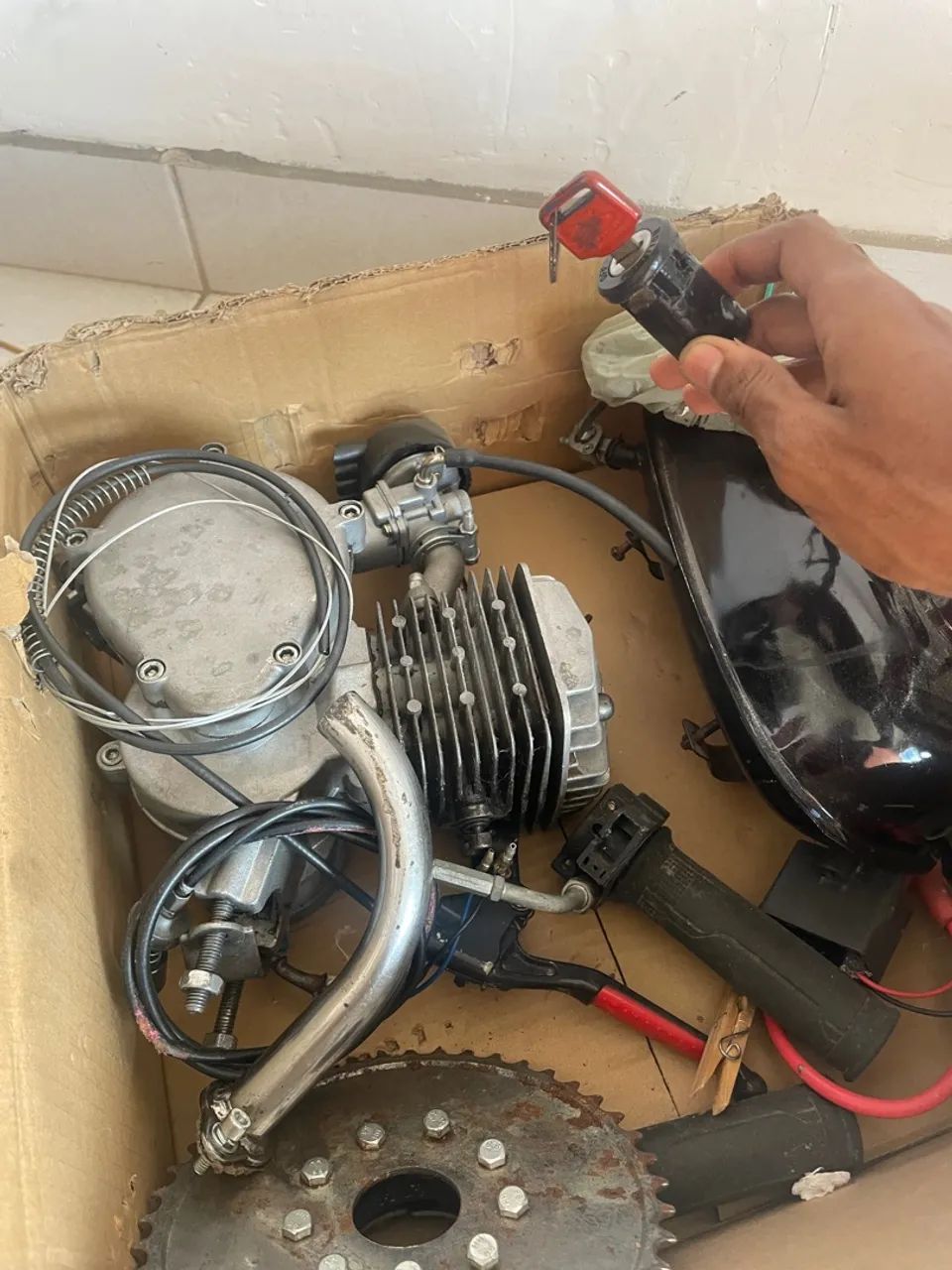 MOTOR 80 Cc TODO BOM SÓ BOTA E USAR  - Foto 3