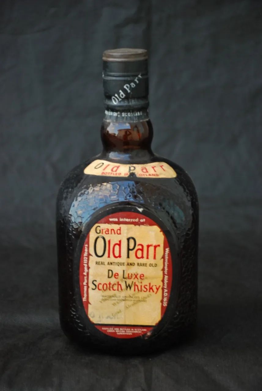 garrafa whisky raro old parr escoces de luxo , anos 70 coleçao . importado .