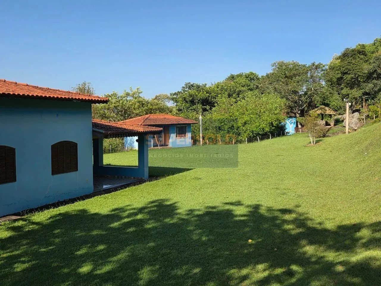 Sítio Terreno 1 alqueires (24,200 m²) Área construída Casa 70 m², Casa Caseiro 60 m² e 1 c - Foto 3
