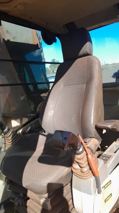 ESCAVADEIRA JOHN DEERE 350G | ANO 2018 - Foto 3