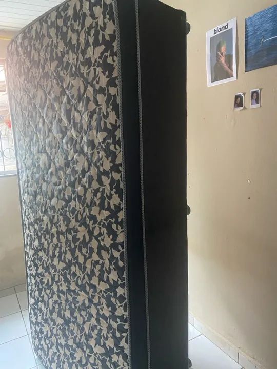 Cama Box de Solteiro - ótimo estado!