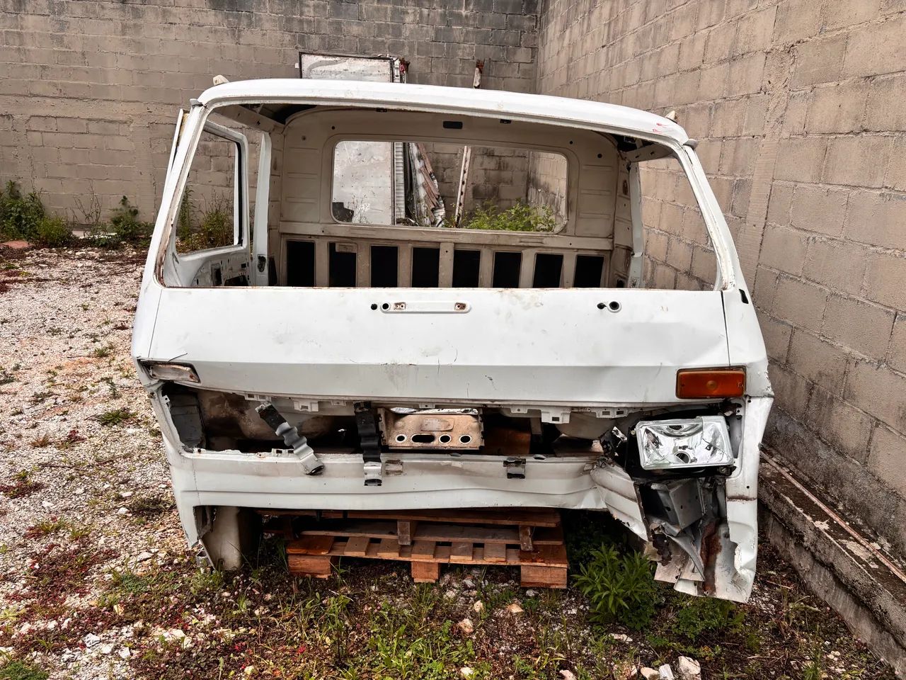 Cabine parcial VW 8.140 - Foto 2