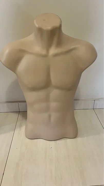 Manequim masculino e feminino