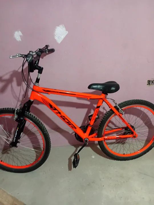 Vende se baik quadro de alumínio ar 29 semi nova com marchas pneus novinho  - Foto 4