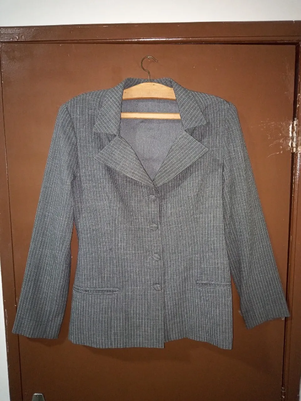 Blazer Feminino alfaiataria Marisa Risca de Giz cinza - G