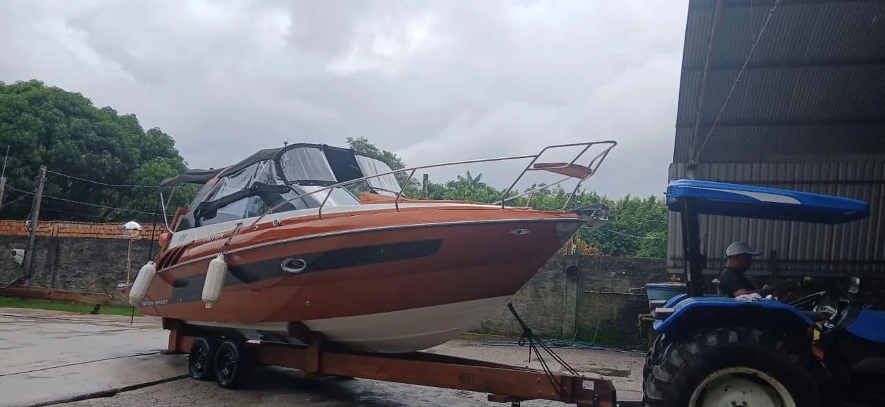 Lancha Triton 300 Sport  - Foto 2