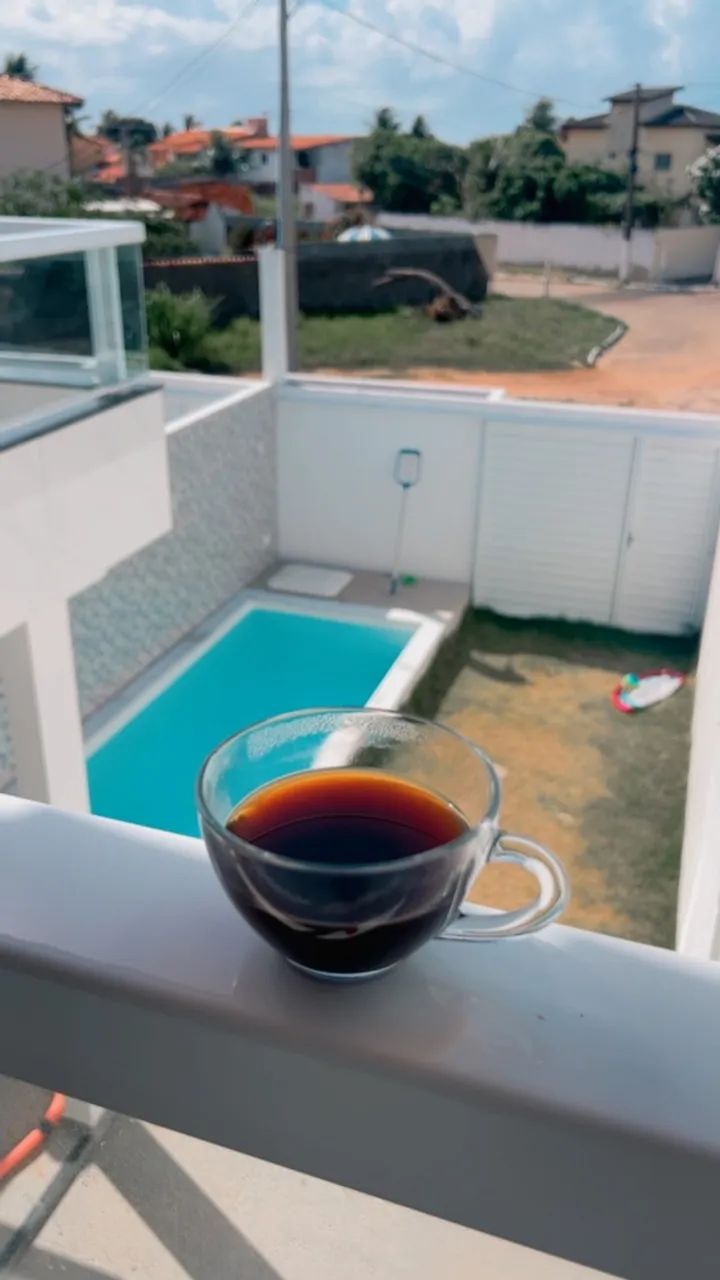 Casa de praia - temporada Arembepe (condomínio) 3 quartos e 3 banheiros, piscina e garagem